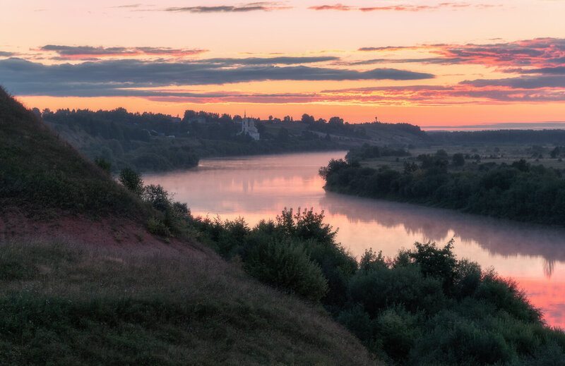 август, река, молома, село, церковь Краски рассвета фото превью