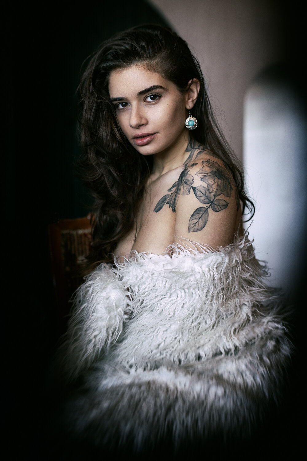 portrait, woman, tattoo, ink, feathers, elegant, fashion, shoulder, beauty, natural, light, window, artistic, fineart, feminine, Rozman Erik