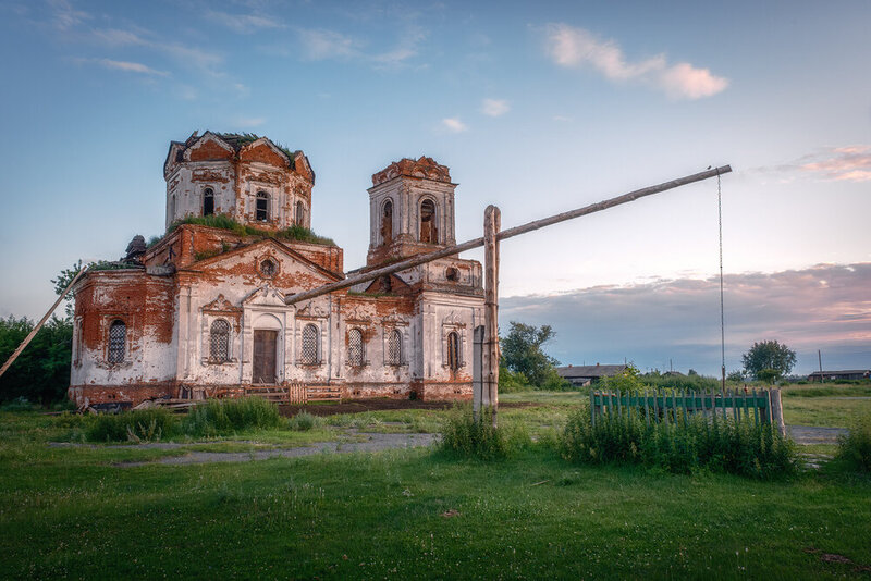 Церковь иконы Божией Матери Знамение фото превью