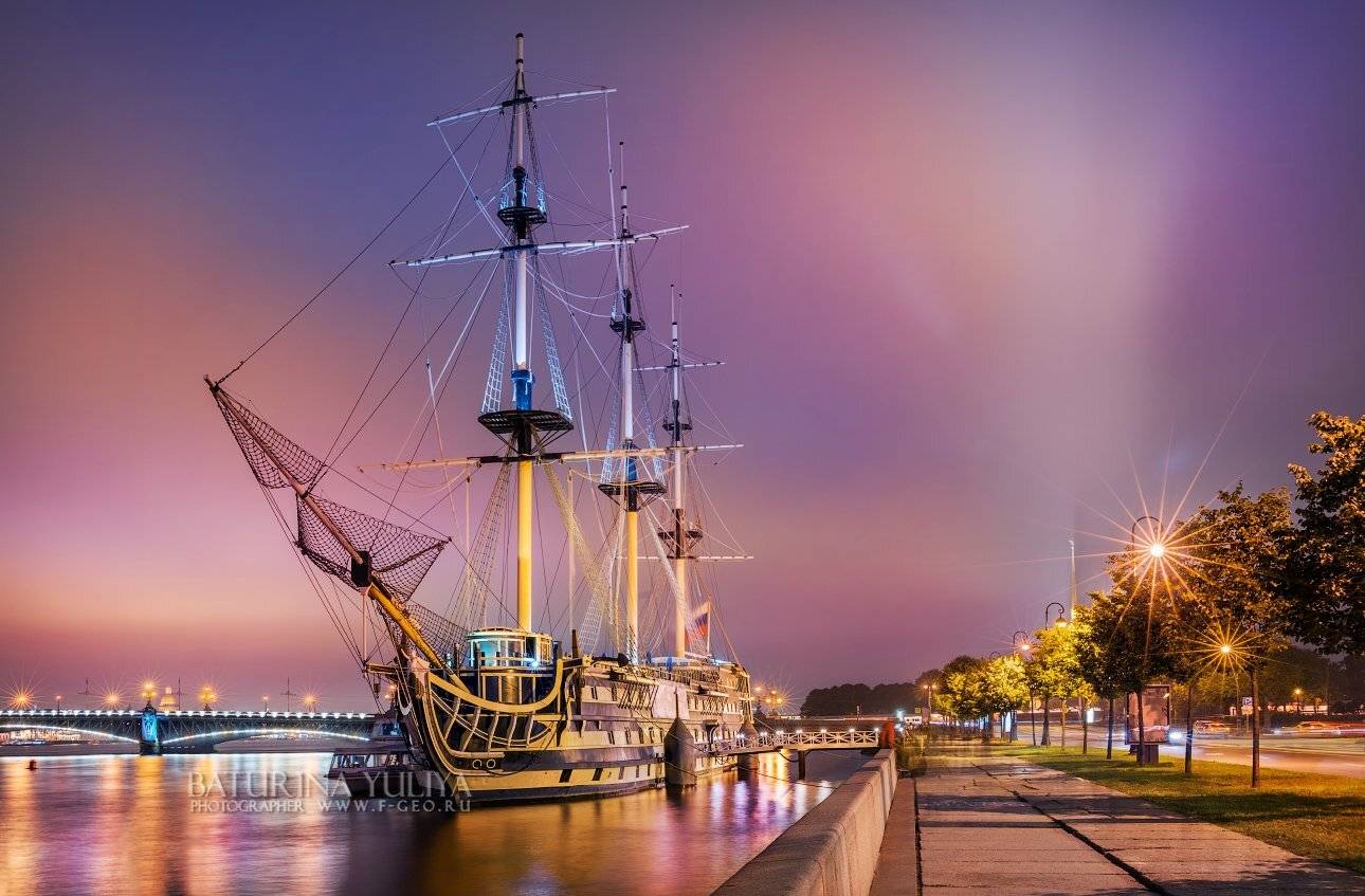 фрегат, благодать, санкт-петербург, ночь, белая ночь, город, архитектура, корабль, набережная, Юлия Батурина