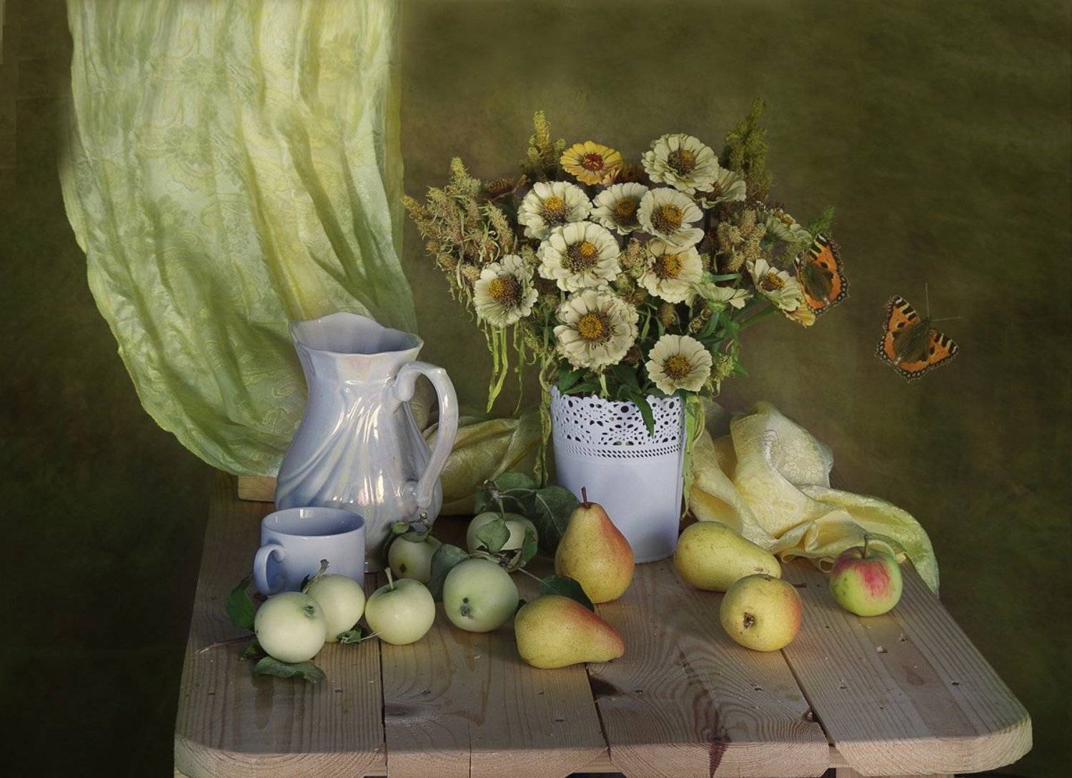 Август, Натюрморт с цветами и фруктами, Цветы, Вера Павлухина