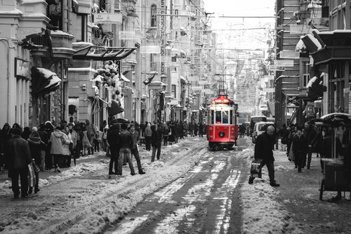 Красный вагончик