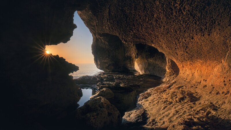 Coastal Cave Sunrise фото превью