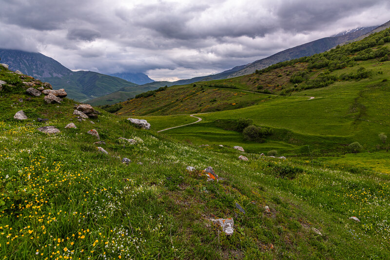 Горы, Сереная осетия, весна Горные дали фото превью