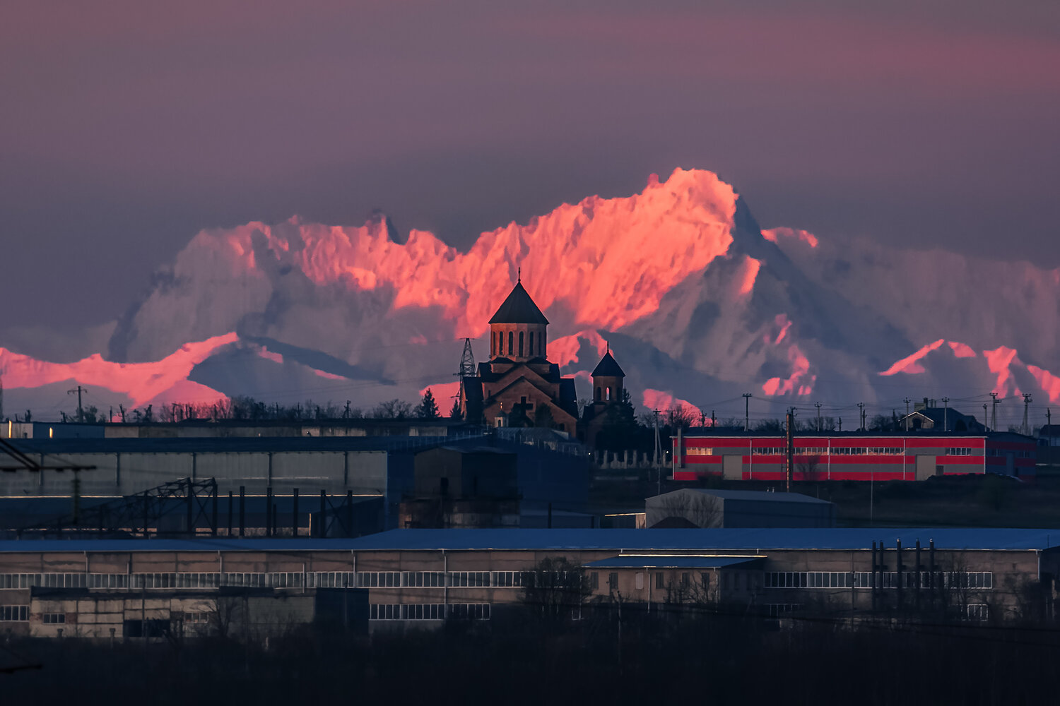 кавказ, кавказские минеральные воды, кмв, горы, рассвет в горах, храм, армянская церковь, аац, георгиевск, главный кавказский хребет, дыхтау, кавказский хребет, 600 мм, Zakharov Armen