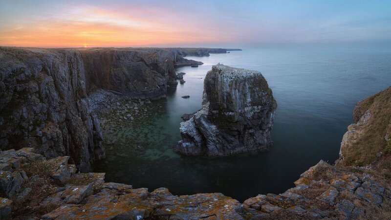sea, stacks, rocks, coast, cliff, Wales, dawn, sunrise  фото превью