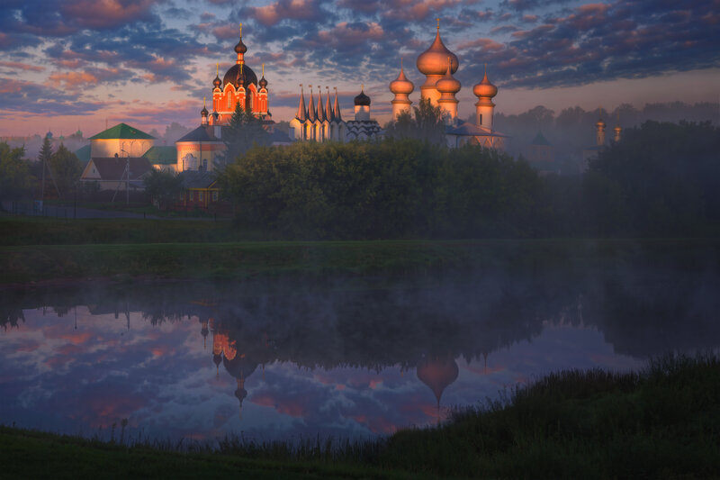 Утро в Тихвине фото превью