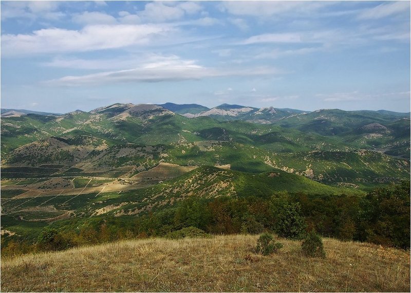 Между небом и землей фото превью