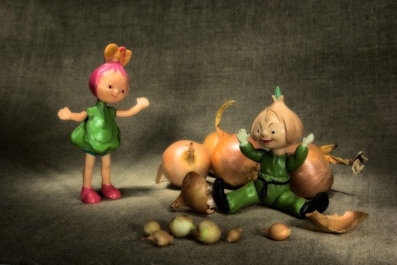игрушки, чиполлино, редиска, лук Старая добрая вегетарианская сказка фото превью