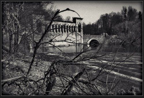 Быльем поросло...