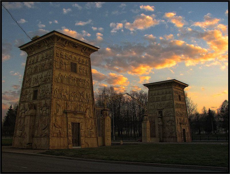 Египетские ворота фото превью