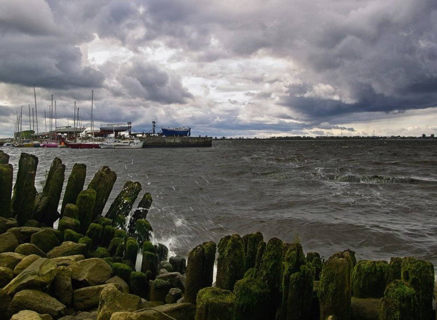 архангельск, яхт-клуб, северная двина, ветер, шторм, яхты, брызги, тучи, река, волны, KSergeyV