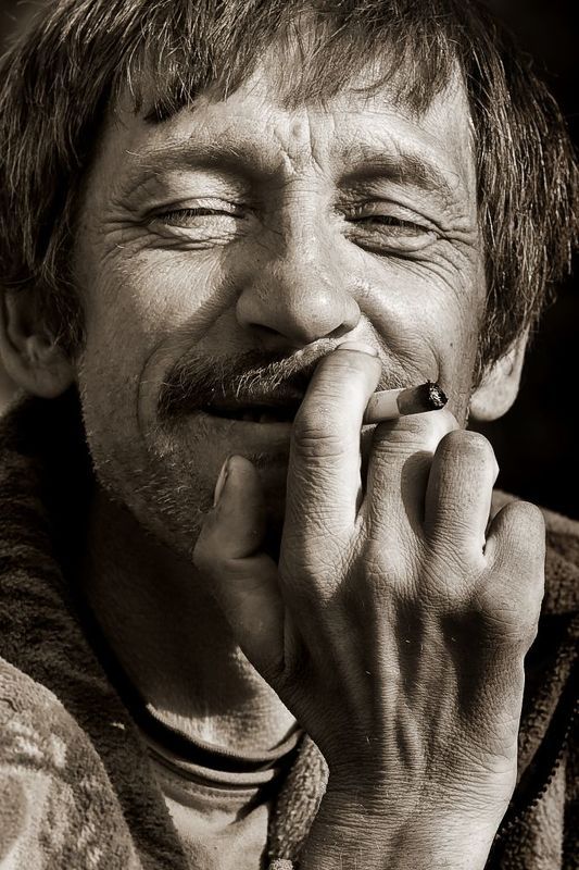 мужчина, портрет, папироса перекур фото превью