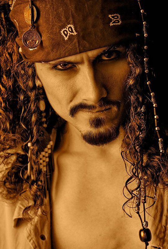 Пират фото превью