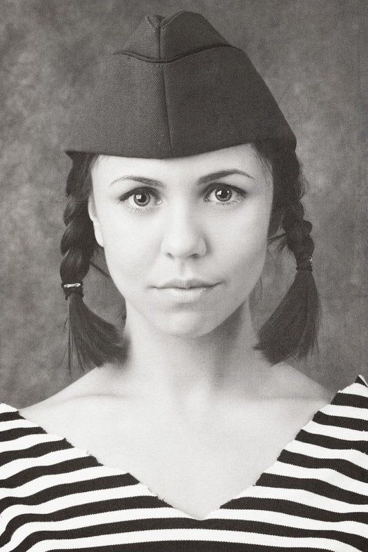 портрет Ангелина фото превью