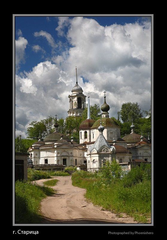 Старица. Пятницкая церковь фото превью