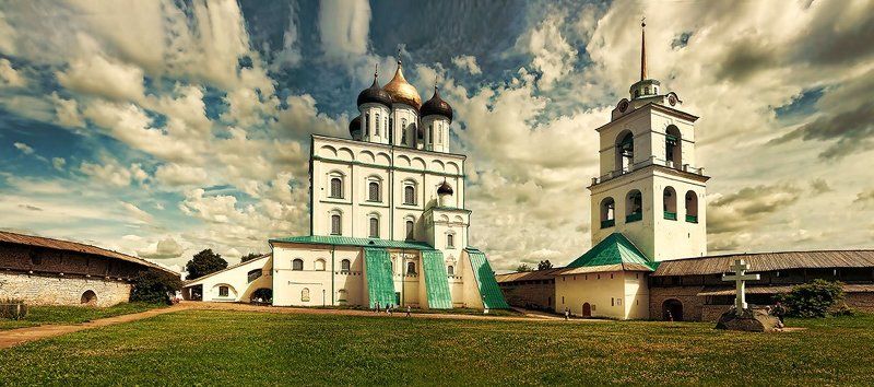 псков., софийский, собор, [2] Псков. Троицкий собор и колокольня фото превью