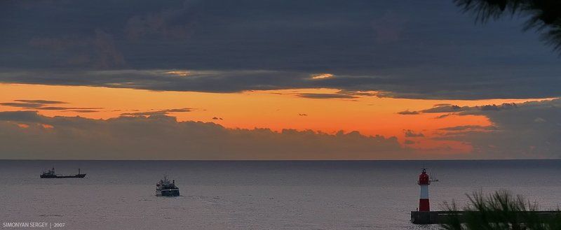 сочи, море, маяк На закате.... фото превью