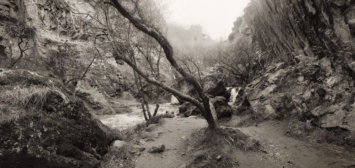 горы, ущелье, водопады, скалы, туман, утро, Артур Абидинов