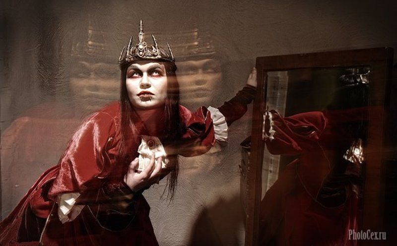 Красная Королева фото превью