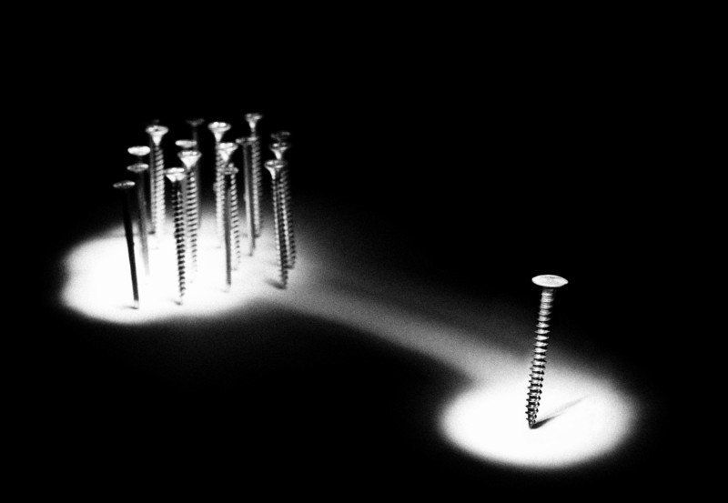 толерантность, одиночество, другой, непонимание, гвоздь, шуруп Гнать нельзя принять? фото превью