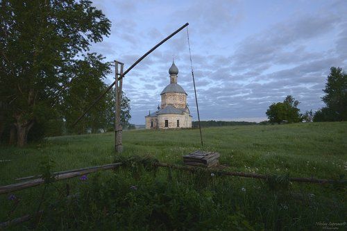 Остался один жилой двор...