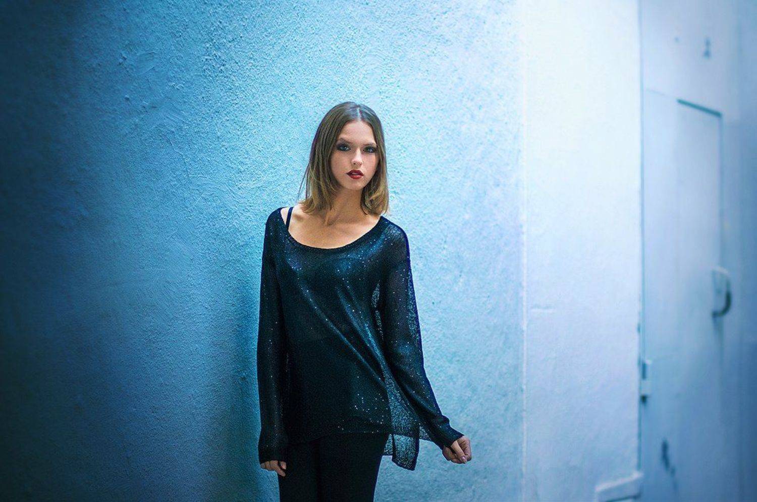 50mm, Blue, Disko, Emotion, Girl, Model, Moscow, Nikon, Nikon d90, People, Portrait, Street, Kerry Moore