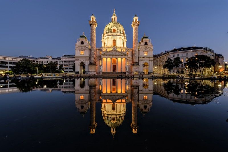 город, вена, австрия Karlskirche вечером. фото превью