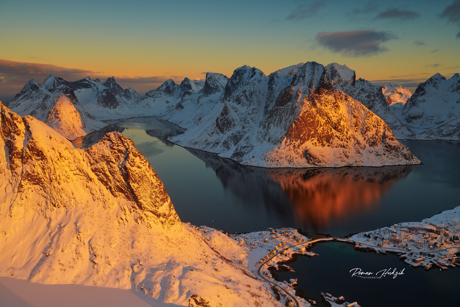 Lofoten. Автор: Hudzik Roman Sunrise, Lofoten, Norway, Mountains, Winter, Nikon, Hudzik Roman