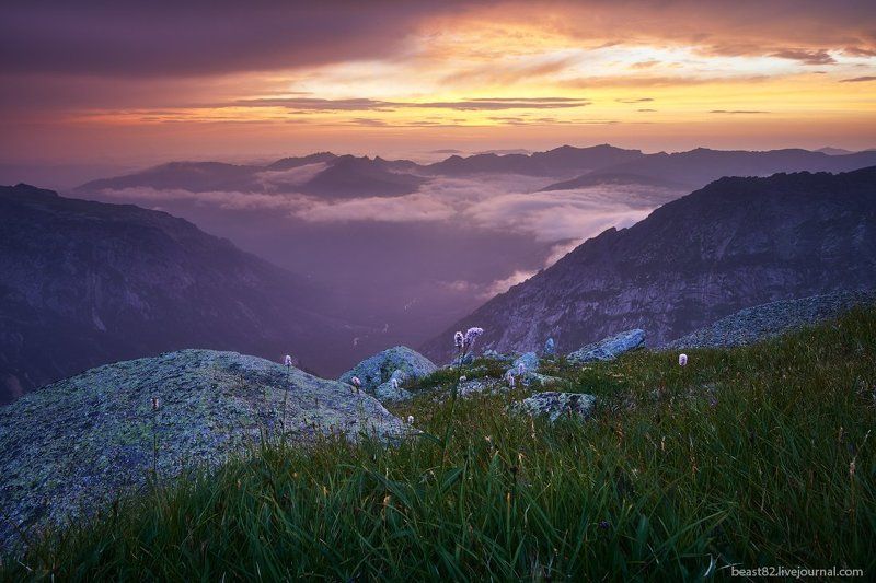 Ергаки Рассвет над долиной Тайгиша фото превью