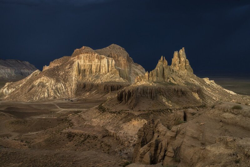 Замки Айракты на рассвете фото превью