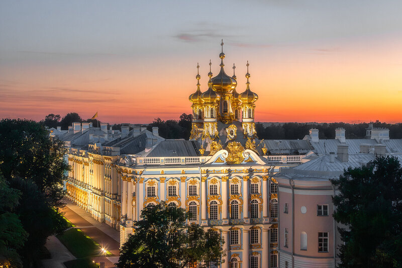 архитектура, город, город пушкин, царское село, закат, екатерининский дворец, осень, сентябрь, дворец, купола, екатерининская церковь, храм Нежный вечер в городе Пушкин. фото превью