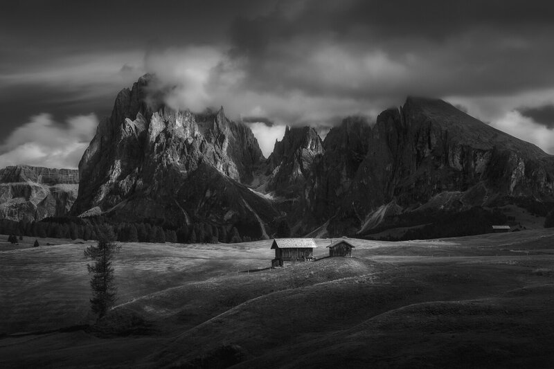 As Eden Darkens фото превью