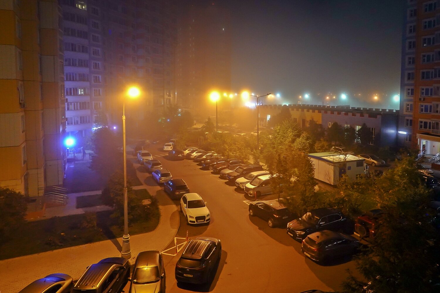,  Валерий