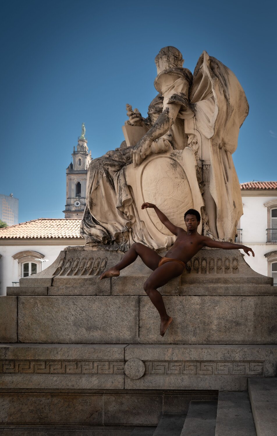 Бразилия, Рио-де-Жанейро, Rio de Janeiro, Pal&aacute;cio Tiradentes, танец, скульптура, Сулоев Алексей