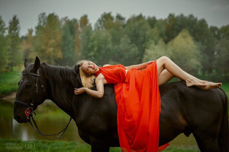 Верхом фото превью