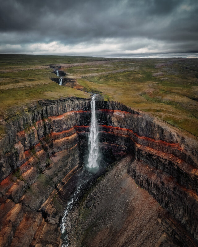 iceland, исландия, водопад, hengifoss, хенгифосс Мощь и контраст Исландии фото превью
