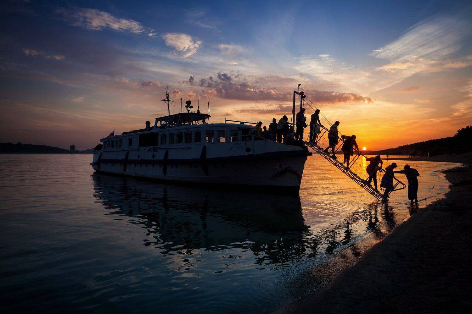 Закат, Корабль, Паром, Река волга, Чувашия, KrubeK