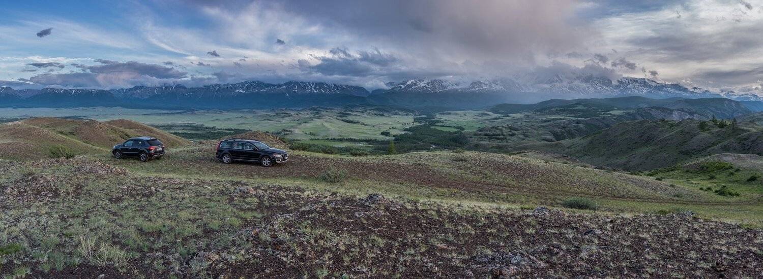 горы, небо, облака, лето, Алтай, Северо-Чуйский, Курай, природа, пейзаж, панорама, путешествие, автомобили, Сергей Ослопов