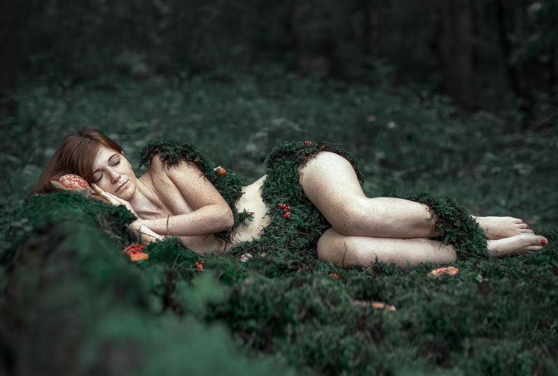 девушка портрет весушки рыжая лицоо глаза волосы сказка   фото превью