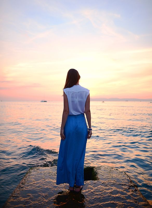 #девушка#закат Без лишних слов фото превью