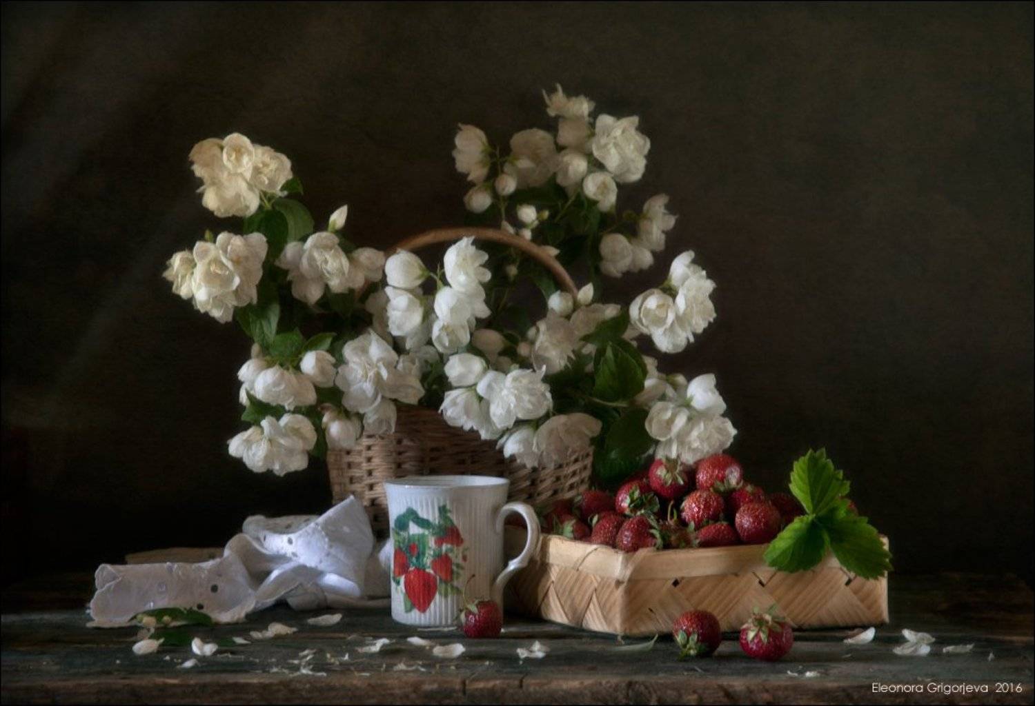 жасмин, клубника, лето, натюрморт, Eleonora Grigorjeva