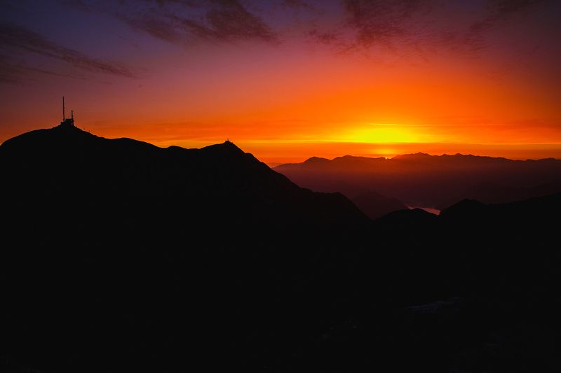 Черногория. Мавзолей Негоши фото превью