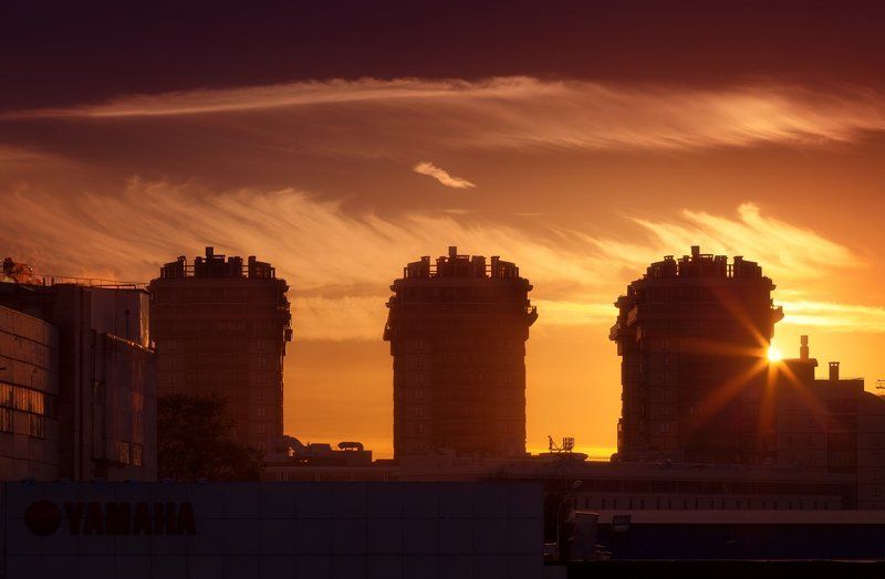 город, городской пейзаж, закат, санкт-петербург Три великана фото превью