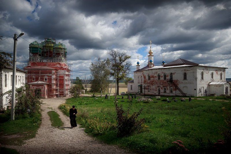 Архитектура, Белев, Город, Монастырь, Пейзаж, Россия, Тула, Церковь Преображенский монастырь. Город Белёв. Тульская область. фото превью