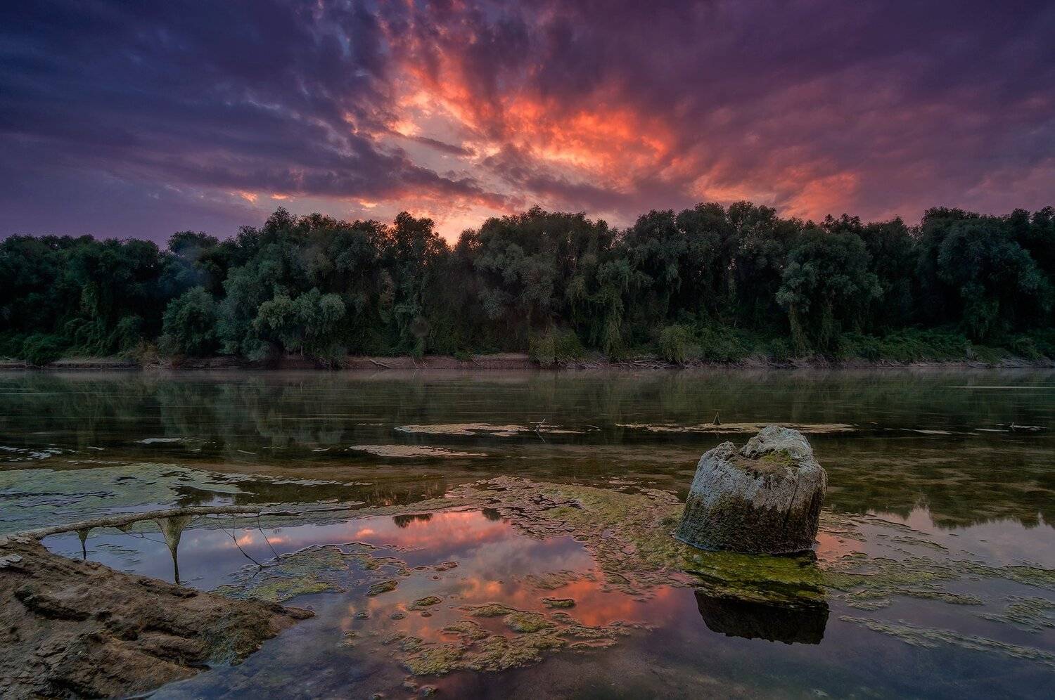 Last light. Автор: Peter Naydenov , Peter Naydenov