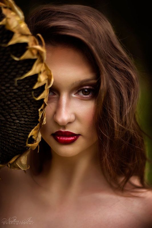 фотосессия осенняяфотосессия фото фотограф фотографнуруллаеваяна нуруллаева сексуальнаядевушка красиваядевушка осень портрет модель съемкинаулице фотосессиянаулице подсолнух фото превью