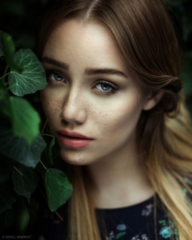 girl,portrait,softlight,look,eyes,color,moody,natural,retouch,photography,light, Soft фото превью