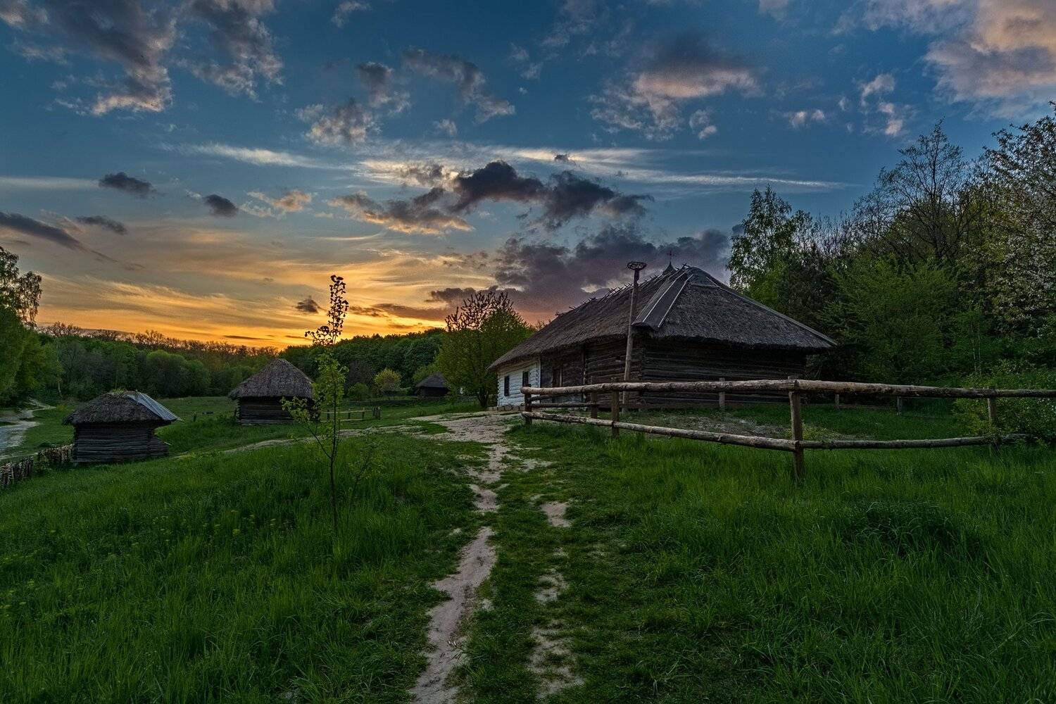 , Юрий Юрьев