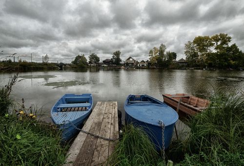 На берегу осень